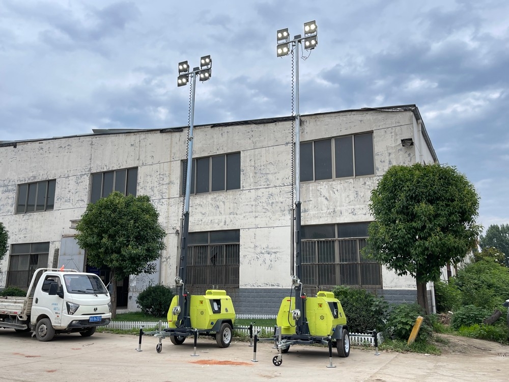 持續交貨中！山東思拓瑞克20臺9米移動照明燈車陸續發貨發往蒙古國