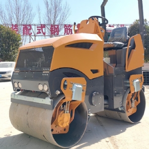 ST2000---2 Ton Double Drum Road Roller